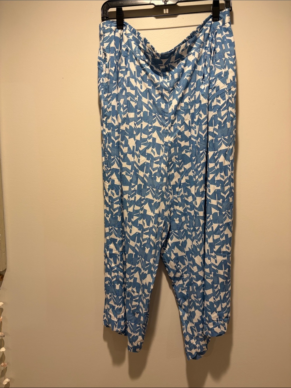 Fat Face Blue & White Abstract Print Joggers